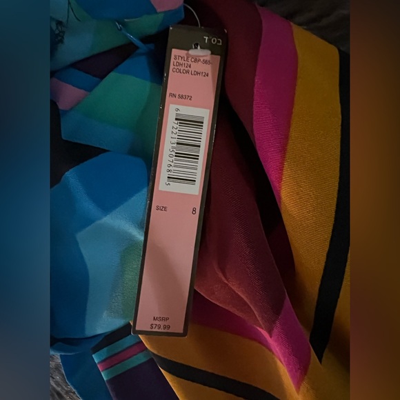 Multicolor Patterned Dress - Picture 2 of 9